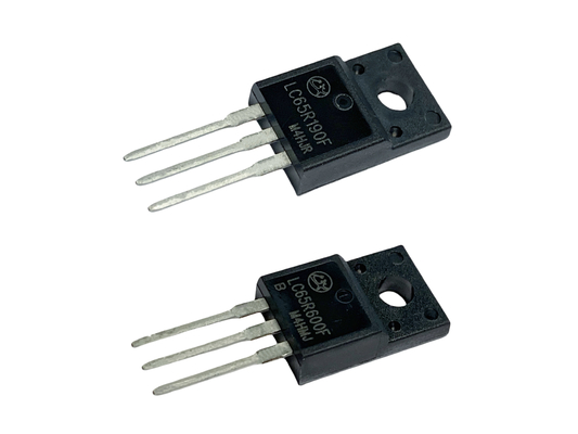 Dispositivi discreti di potenza MOSFET a super giunzione per lampade fluorescenti compatte