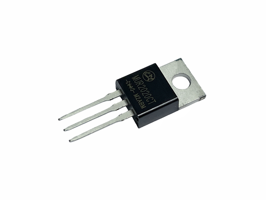 Diodi di recupero ultra con tempo di recupero inverso da 15 a 35 ns per circuiti ad alta frequenza MUR2020CT