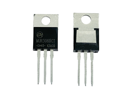 30A600V MUR3060CT TO-220AB 25ns Rettificatori di recupero ultraveloci per circuiti ad alta frequenza
